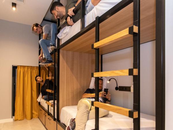 Petit Hostel La Latina : photo 6 de la chambre lit dans dortoir mixte de 4 lits