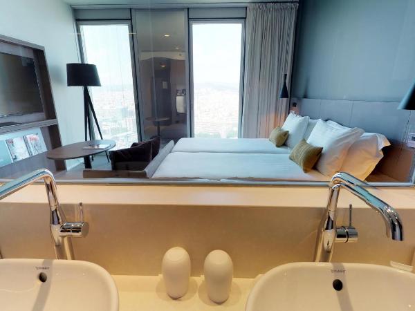 Melia Barcelona Sky 4* Sup : photo 6 de la chambre chambre the level grand premium avec vue sur la ville