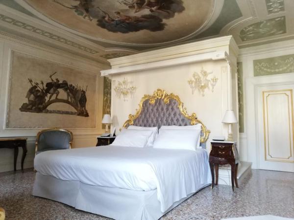 Ca' Bonfadini Historic Experience : photo 6 de la chambre suite junior - vue sur canal