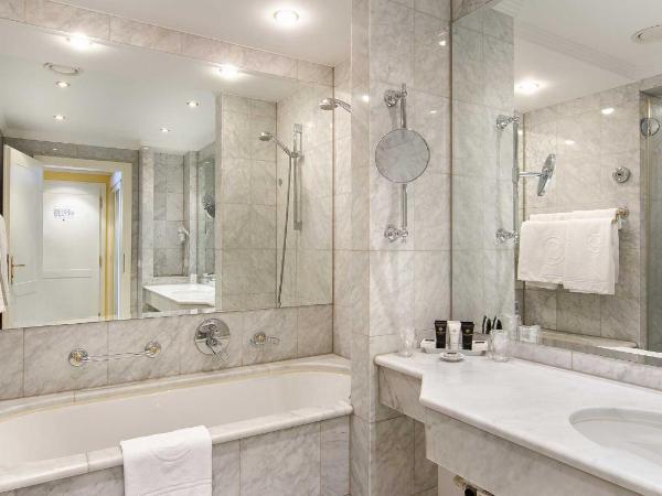 Dvorak Spa & Wellness : photo 6 de la chambre chambre double ou lits jumeaux deluxe - vue sur rivière