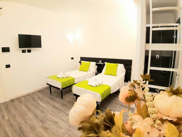 Wagon-lit : photo 6 de la chambre chambre double ou lits jumeaux avec salle de bains privative
