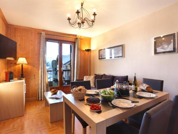 Résidence Néméa Les Chalets Des Cîmes : photo 8 de la chambre appartement supérieur 2 chambres