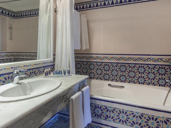 OCEANA HOTEL & SPA 