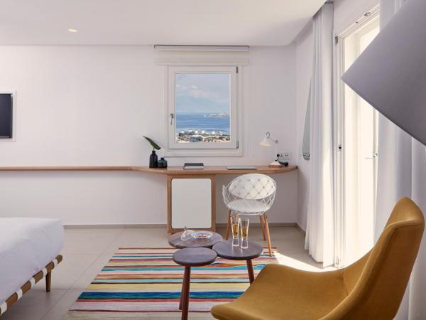 Myconian Kyma, a Member of Design Hotels : photo 1 de la chambre junior suite océan - vue sur mer