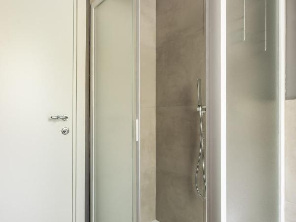Interno 7 - Rooms da Vale : photo 9 de la chambre chambre double ou lits jumeaux avec salle de bains privative