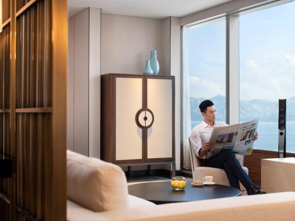 Raffles Shenzhen : photo 7 de la chambre bay-shore presidential  suite