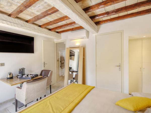 Le Refuge - Gigaro Lodges : photo 4 de la chambre chambre lit king-size