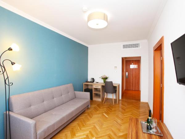 Medos Hotel : photo 7 de la chambre chambre familiale