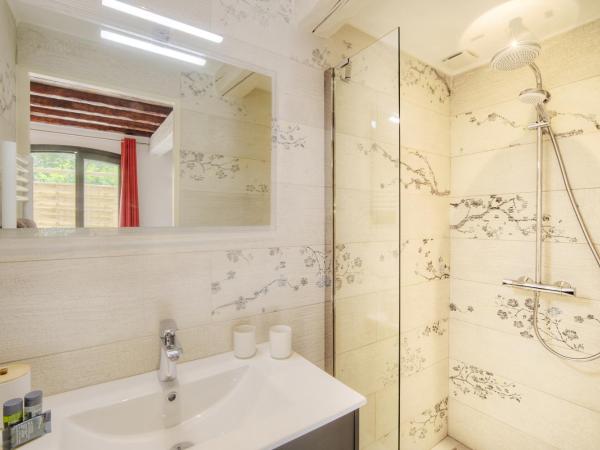 Le Refuge - Gigaro Lodges : photo 2 de la chambre chambre lit king-size