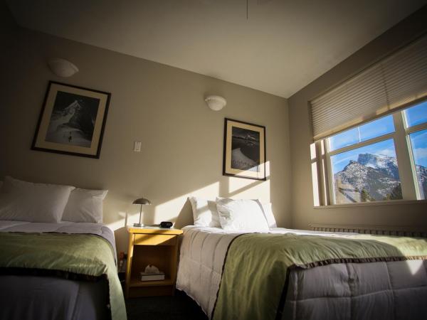 YWCA Banff Hotel : photo 6 de la chambre chambre double avec 2 lits doubles