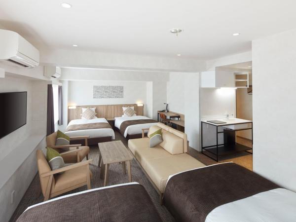 HOTEL MYSTAYS Kiyosumi Shirakawa : photo 1 de la chambre deluxe family room with kitchen - non-smoking - house keeping is optional with additional cost