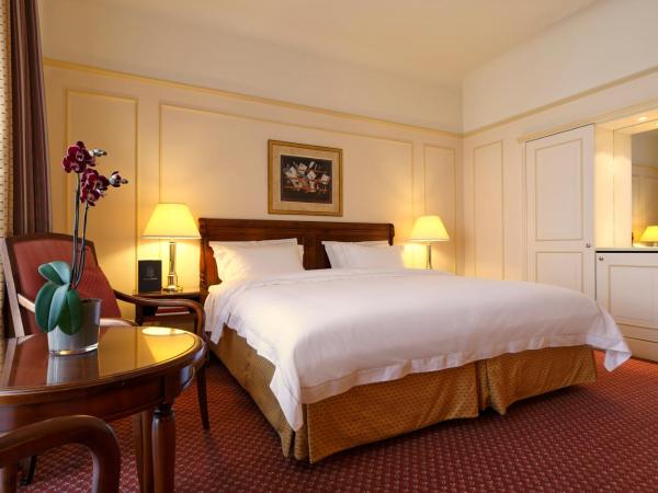 Hotel Le Plaza Brussels : photo 2 de la chambre chambre deluxe double ou lits jumeaux