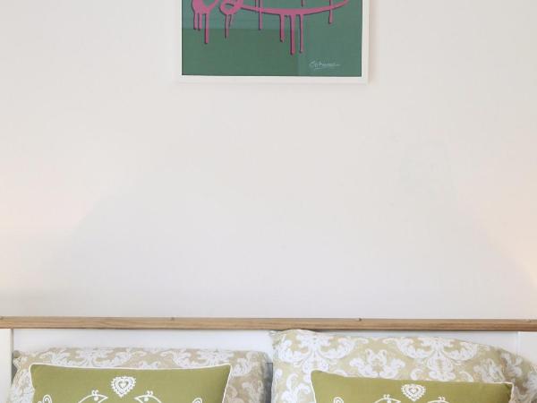 Southville Guest House : photo 10 de la chambre chambre familiale avec salle de bains privative