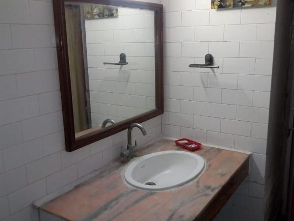 Hotel Ganga Ratan : photo 4 de la chambre chambre double ou lits jumeaux standard