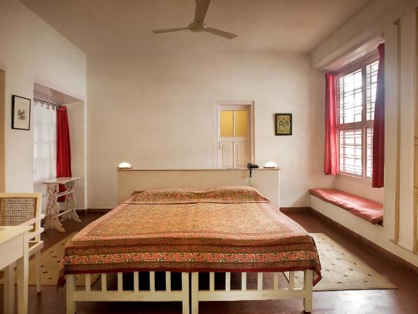 Neemrana's- Tower House : photo 4 de la chambre heritage old world