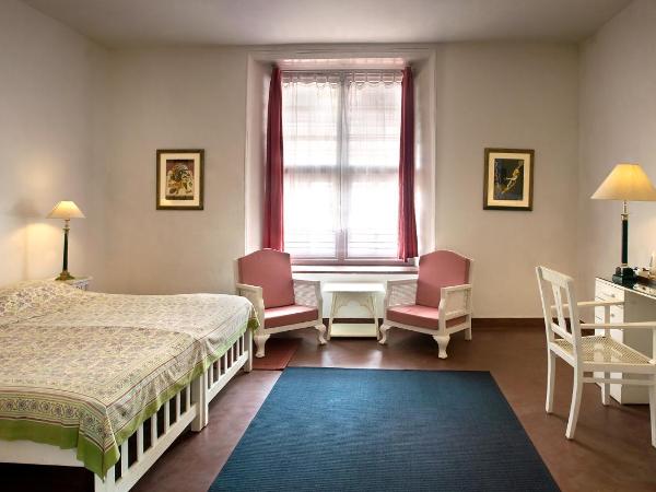 Neemrana's- Tower House : photo 5 de la chambre heritage old world