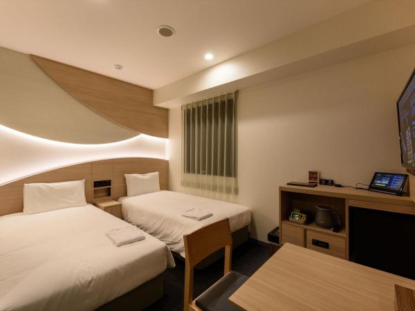 Henn na Hotel Tokyo Asakusa Tawaramachi : photo 3 de la chambre chambres communicantes