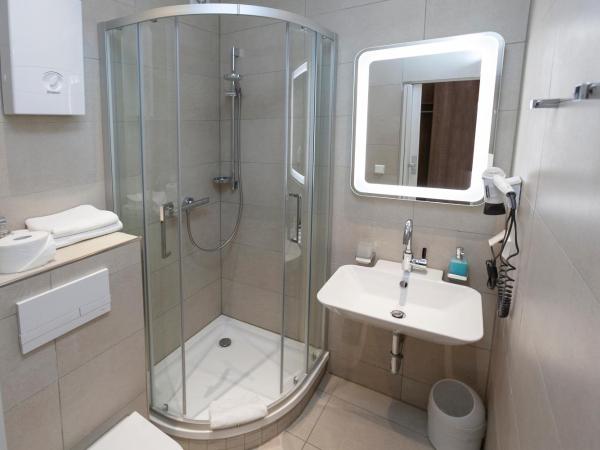 Hotel Prinz Anton : photo 4 de la chambre chambre double standard