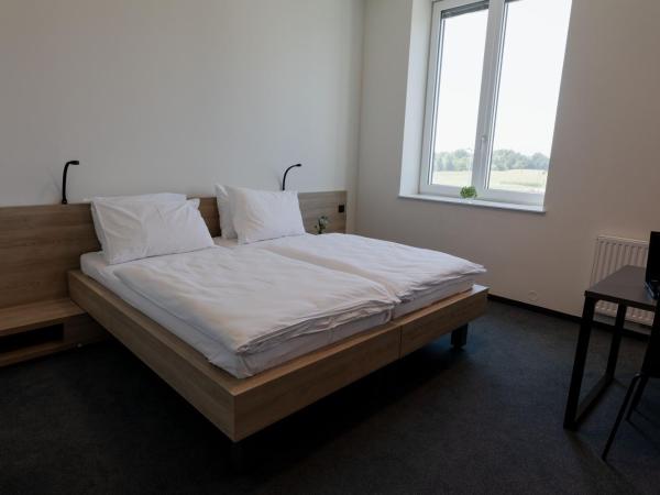 TT-ROOMS - kontaktlos mit Self Check-in : photo 2 de la chambre appartement affaires