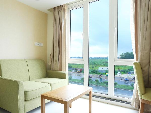 Treebo The Galaxy Chandapura : photo 8 de la chambre [sanitized] deluxe double room