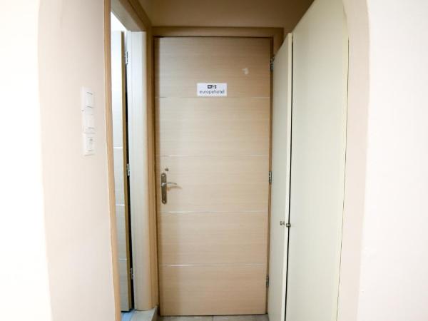 Europe Hotel : photo 3 de la chambre chambre double ou lits jumeaux