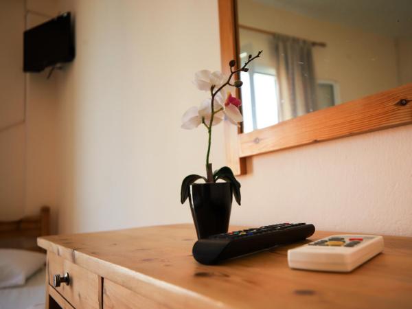 Europe Hotel : photo 6 de la chambre chambre triple