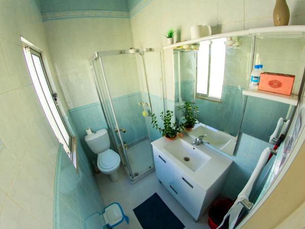 Lar dois coracões : photo 1 de la chambre chambre quadruple avec salle de bains privative