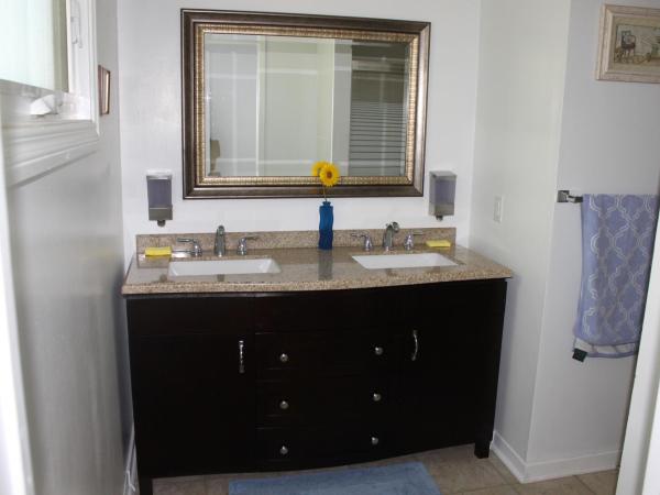 The Inn on College : photo 1 de la chambre chambre double Économique