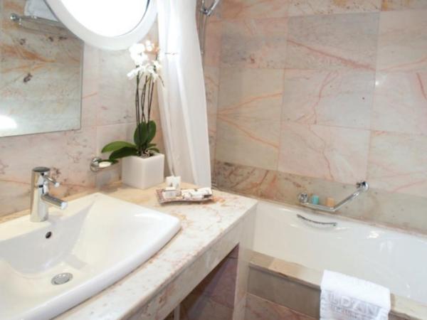 Hôtel Club Val d'Anfa Casablanca Ocean view : photo 4 de la chambre chambre supérieure lits jumeaux