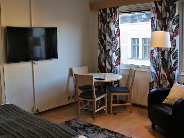 Linköpings Cityhotell och Vandrarhem : photo 2 de la chambre chambre familiale supérieure (2 adultes + 2 enfants)
