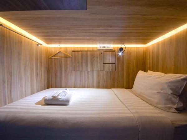 CUBE Boutique Capsule Hotel at Chinatown : photo 4 de la chambre capsule simple dans dortoir mixte