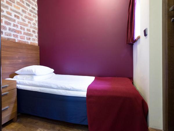 Rex Hotel : photo 4 de la chambre petite chambre simple