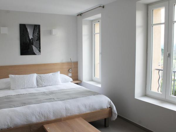 Clos des Oliviers Grimaud - Meublé de Tourisme : photo 8 de la chambre appartement 1 chambre en duplex avec jardin