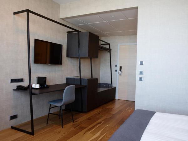 Hótel Reykjavík Grand : photo 4 de la chambre chambre double - vue sur tour
