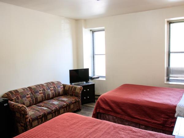 Hotel Casa Bella : photo 3 de la chambre chambre 2 lits queen-size Économique - demi sous-sol