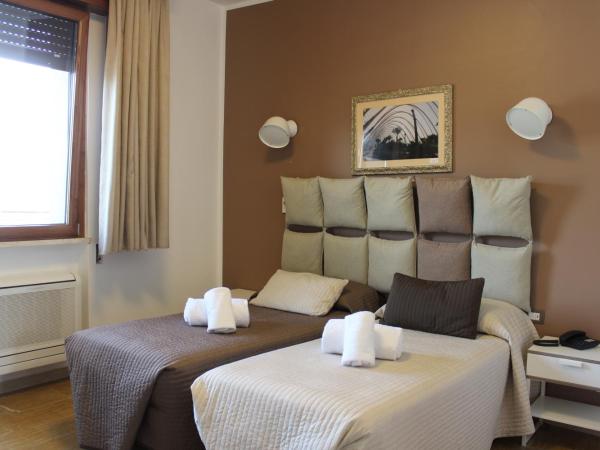 Hotel Franchi : photo 6 de la chambre chambre double ou lits jumeaux
