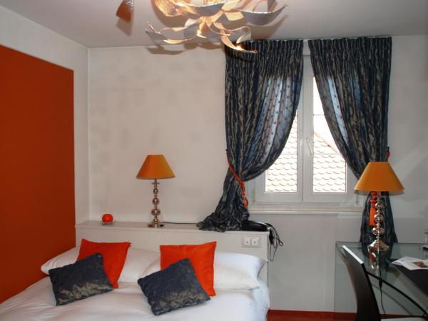 Hostellerie de Genève : photo 7 de la chambre chambre double ou lits jumeaux