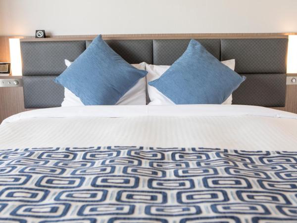 Art Hotel Osaka Bay Tower : photo 4 de la chambre chambre lit queen-size supérieure - non-fumeurs