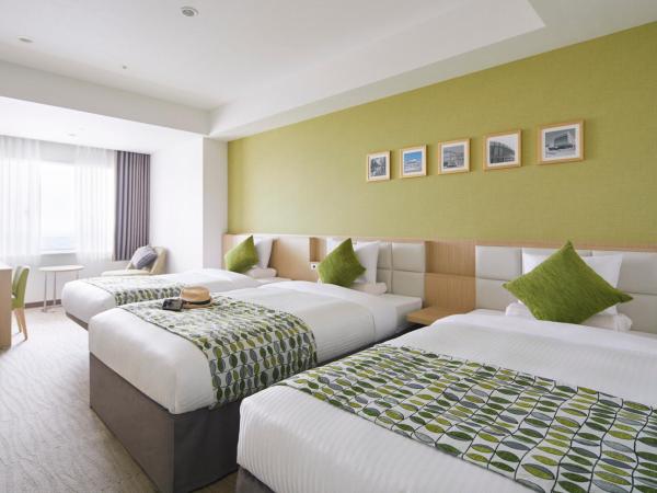 Art Hotel Osaka Bay Tower : photo 2 de la chambre chambre lits jumeaux deluxe (jusqu'à 3 personnes) - non-fumeurs