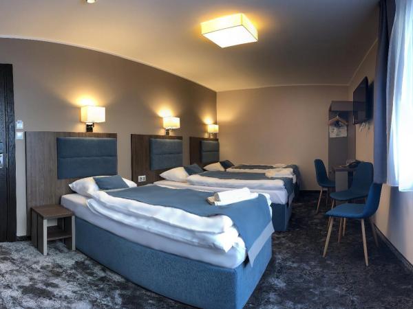 Hotel Sleep Wrocław : photo 1 de la chambre chambre triple confort