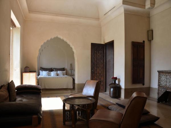 Ksar Char-Bagh Small Luxury Hotels : photo 9 de la chambre grande suite harim avec piscine privée