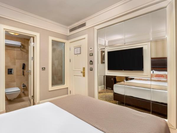 Titanic Comfort Sisli : photo 2 de la chambre chambre double Économique (sans fenêtre)