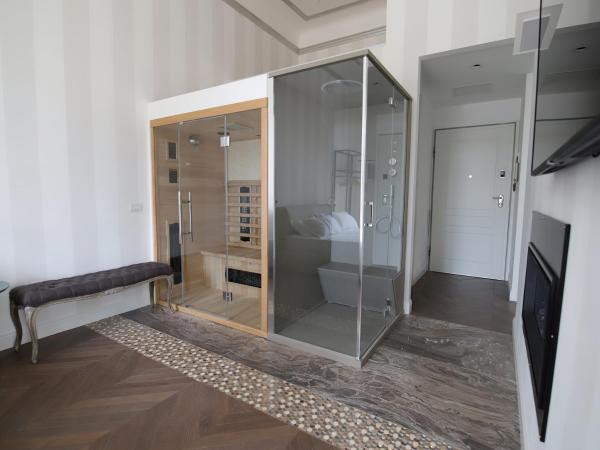 PORTA NUOVA SUITES : photo 4 de la chambre suite avec sauna