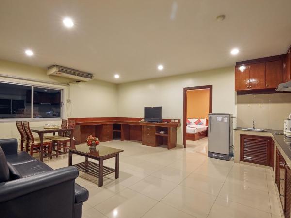 Sivalai Place : photo 6 de la chambre suite lit queen-size deluxe