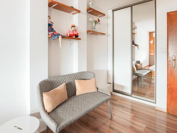 Ginger ApartHostel : photo 2 de la chambre chambre double avec salle de bains commune