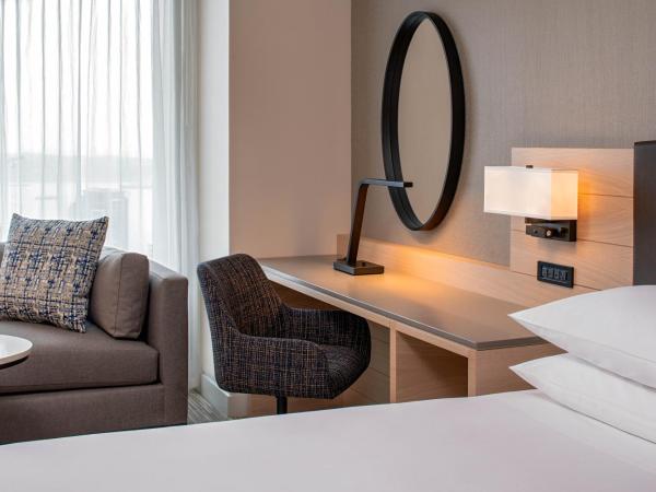 Hyatt Regency Seattle : photo 1 de la chambre chambre lit king-size avec vue