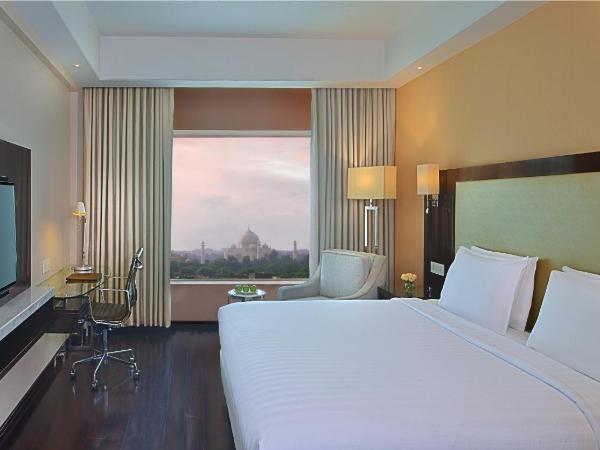 Radisson Hotel Agra : photo 6 de la chambre superior room with taj mahal view