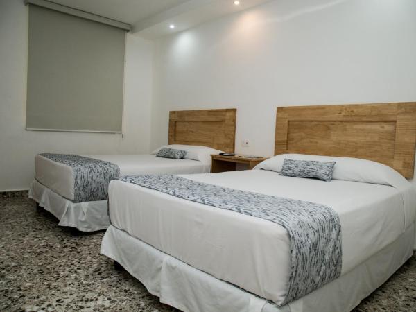 Booking 500 : photo 3 de la chambre chambre lits jumeaux