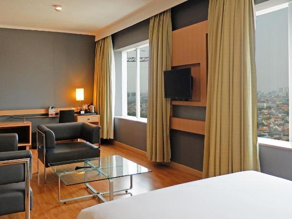 Hotel KIMAYA Slipi Jakarta By HARRIS : photo 1 de la chambre chambre lit queen-size deluxe