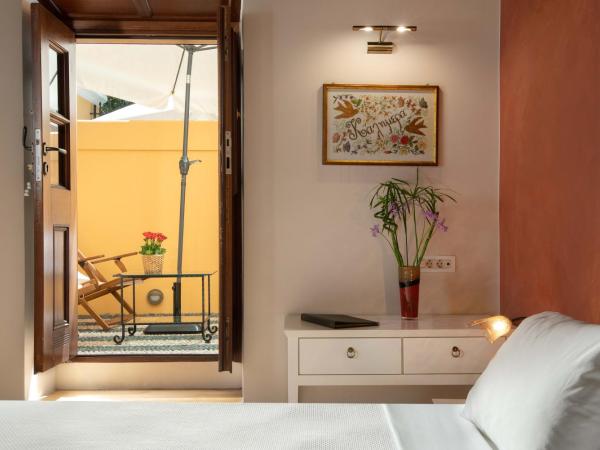 Rodos Niohori Elite Suites Boutique Hotel : photo 5 de la chambre suite supérieure (1-4 adultes) avec terrasse privée